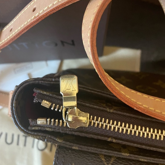 Authentic Louis Vuitton Viva Cite pm - Picture 6 of 11